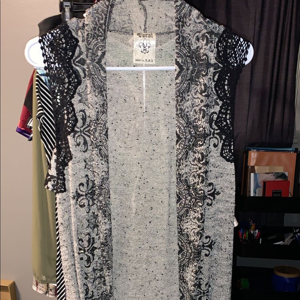 Sleeveless long cover up